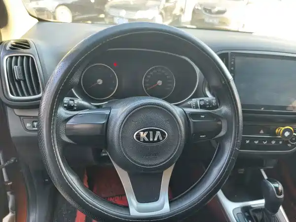 Kia KX3 2017