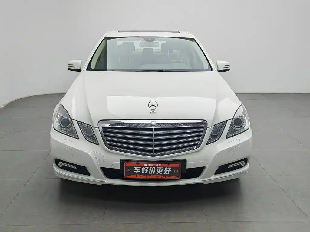Mercedes-Benz E-Class 2010