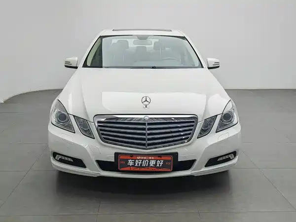 Mercedes-Benz E-Class 2010