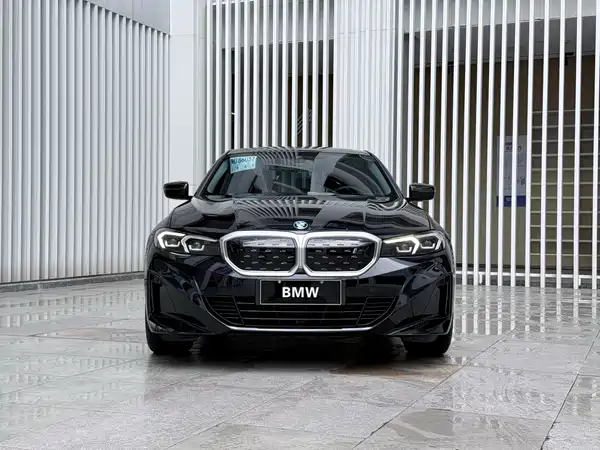 BMW i3 2024