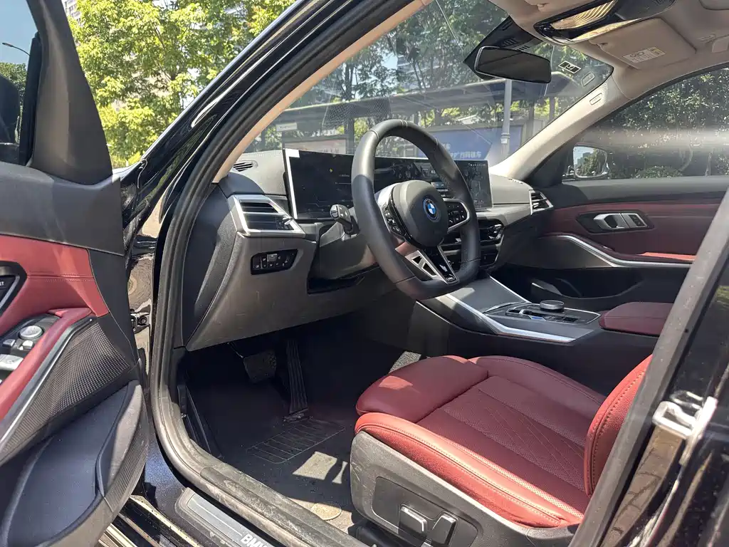 BMW i3 2025 — фото 9