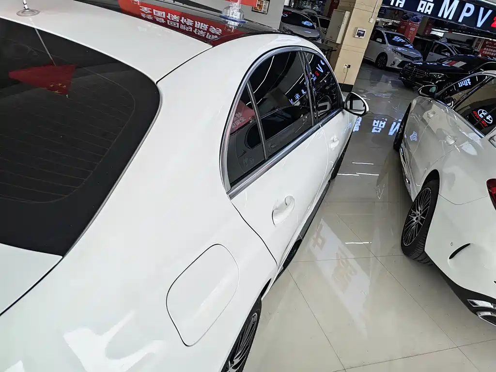 Mercedes-Benz C-Class 2022