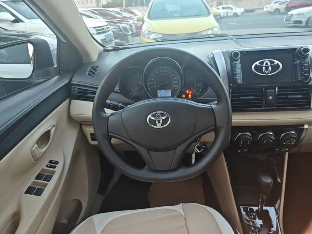 Toyota Vios 2016 — фото 11