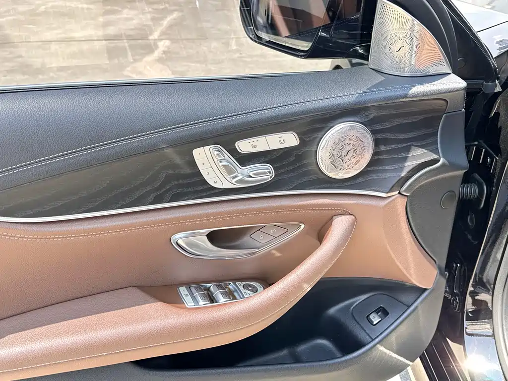 Mercedes-Benz E-Class 2020 — фото 8