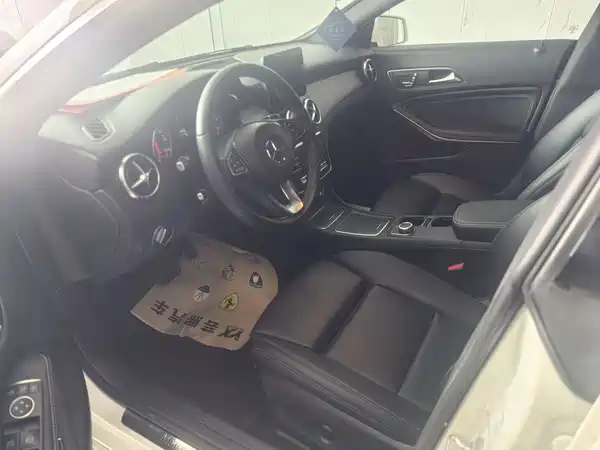 Mercedes-Benz CLA 2018
