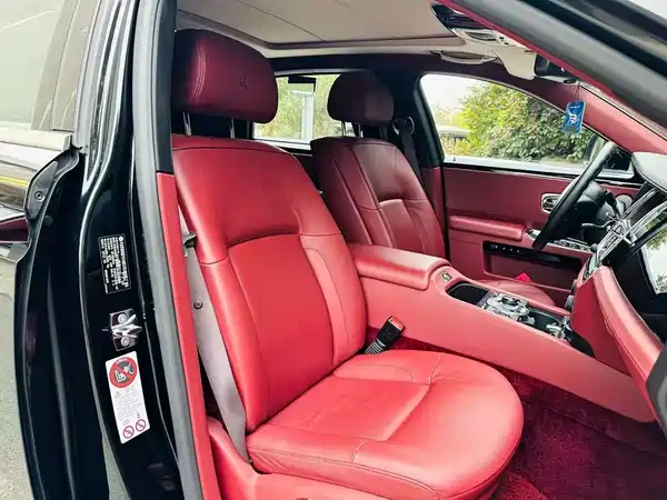 Rolls-Royce Ghost 2012