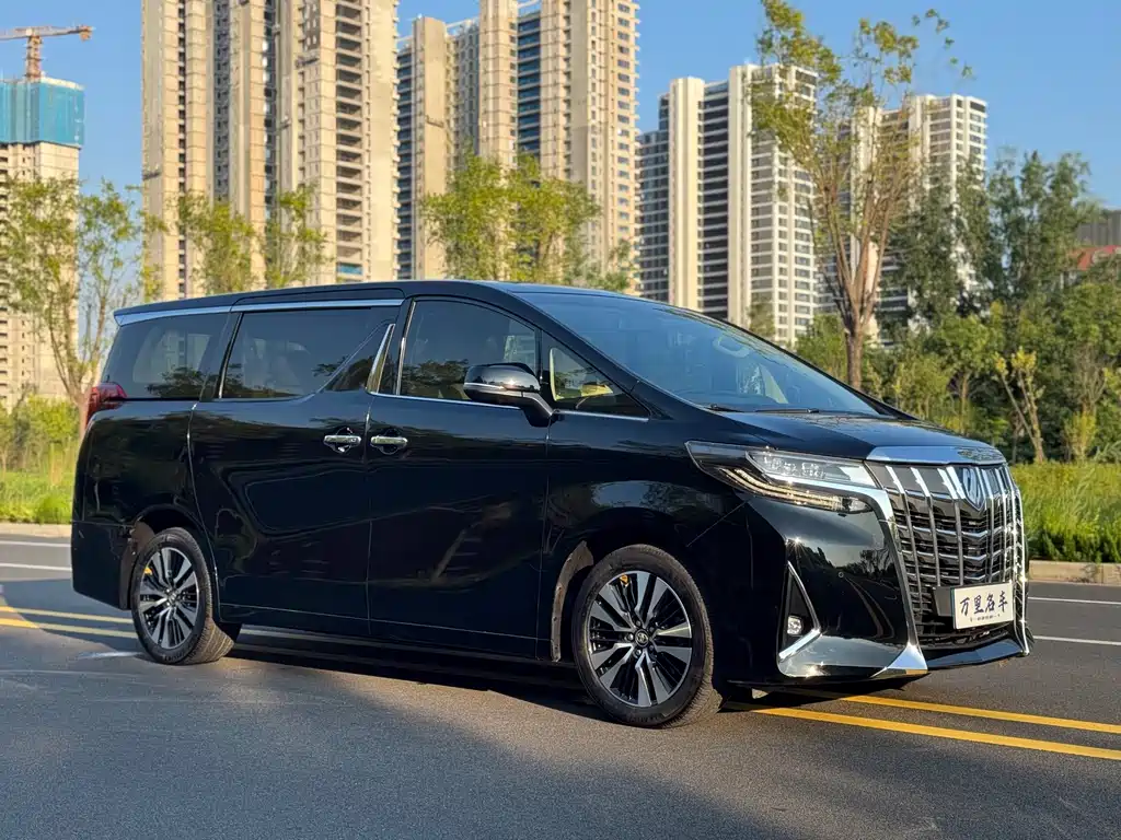 Toyota Alphard 2019 — фото 3