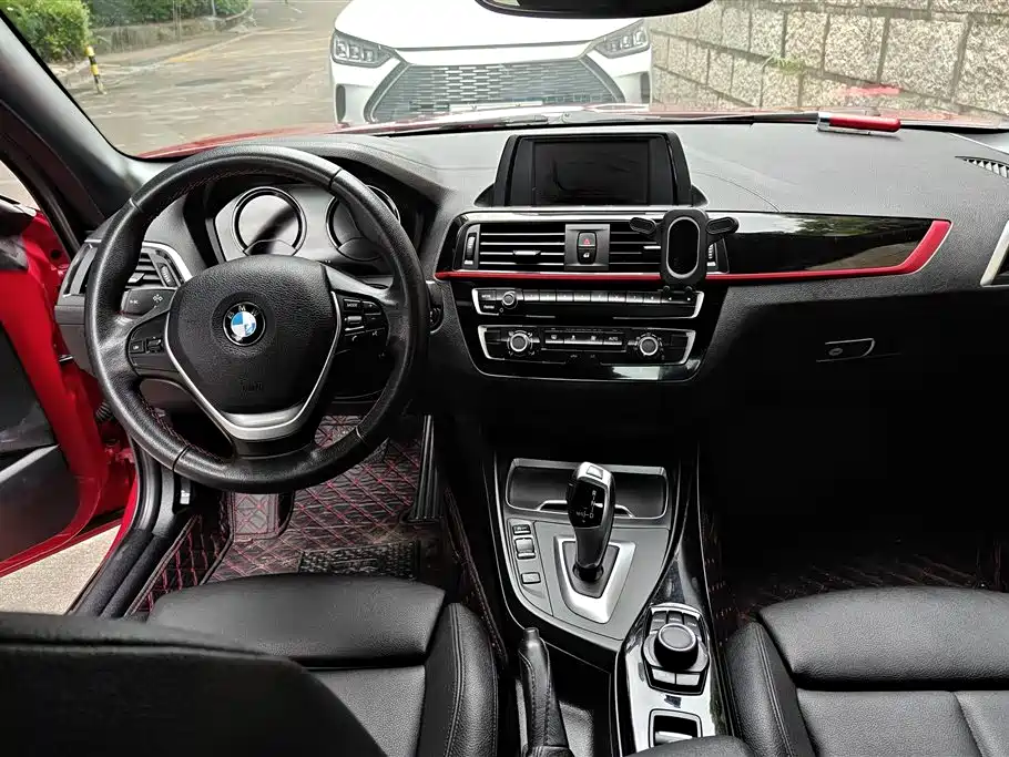 BMW 2 Series 2018 — фото 12
