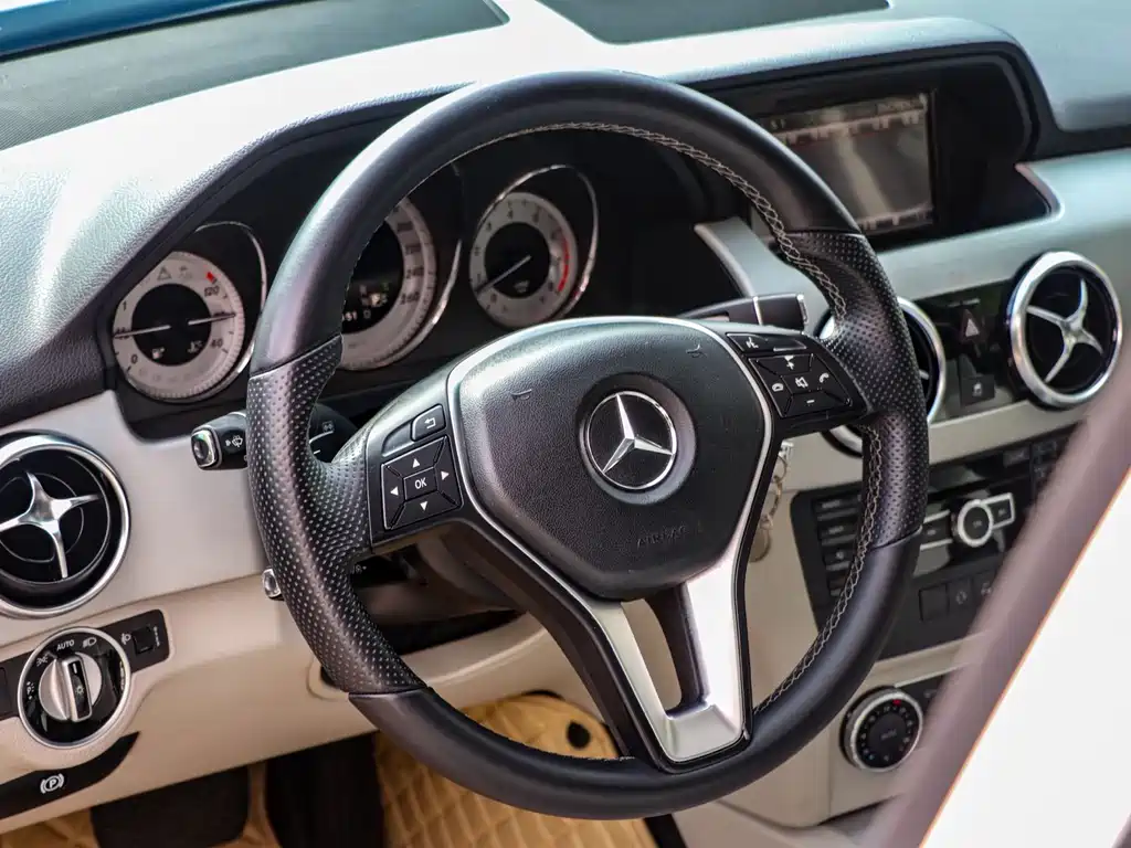 Mercedes-Benz GLK-Class 2014 — фото 4