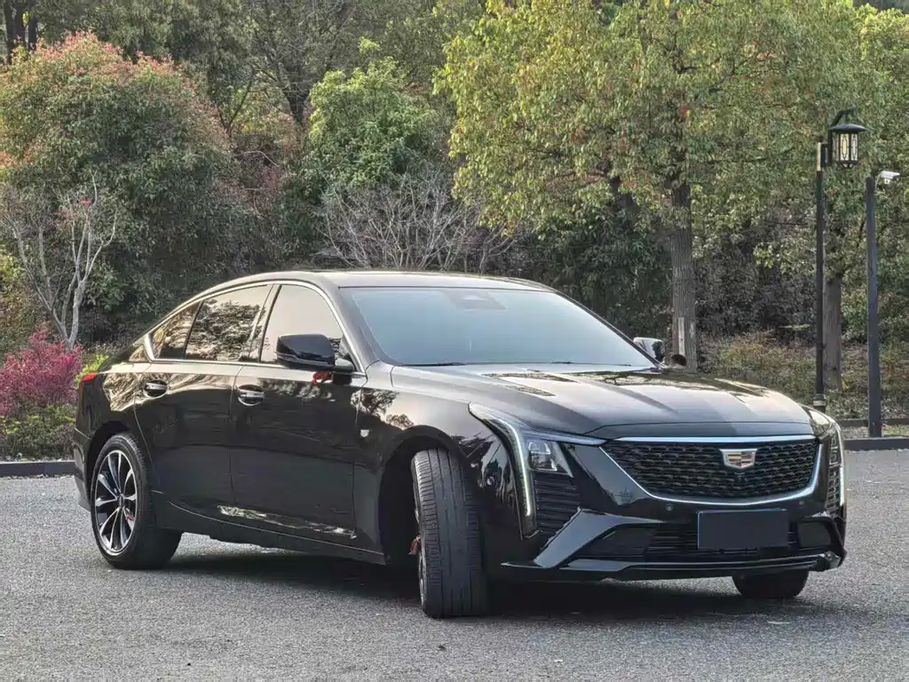 Cadillac CT5 2025 — фото 2