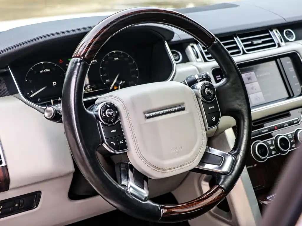 Land Rover Range Rover 2014 — фото 11