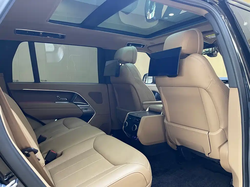 Land Rover Range Rover 2024 — фото 15