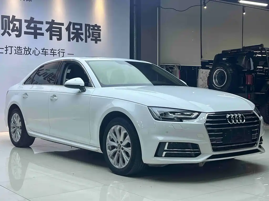 Audi A4L 2019 — фото 3