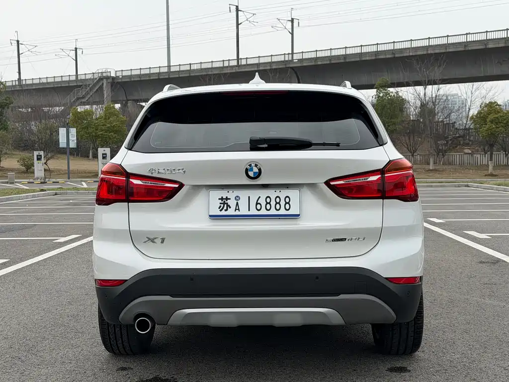 BMW X1 2019 — фото 6