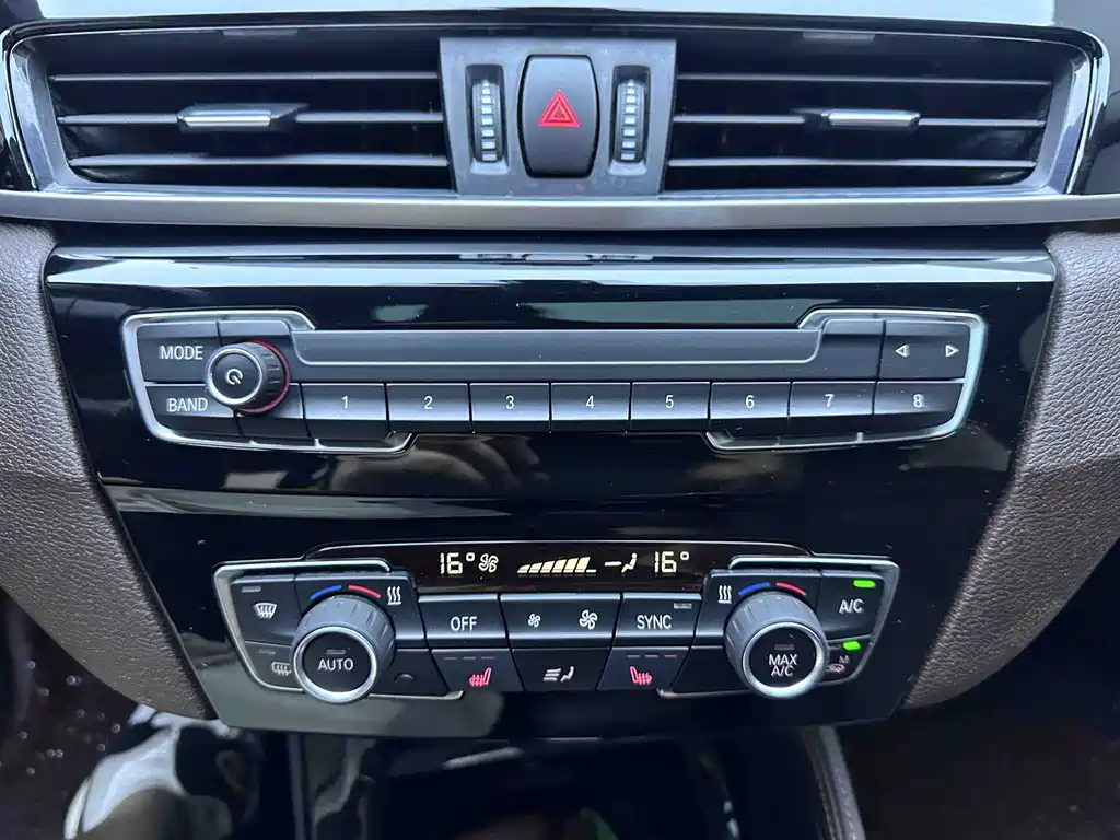 BMW X1 2023 — фото 14
