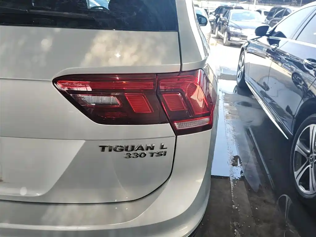 Volkswagen Tiguan L 2019 — фото 8