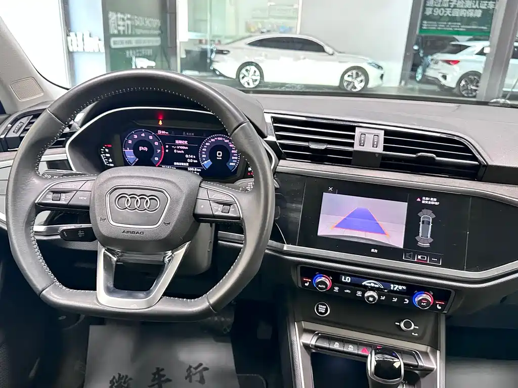 Audi Q3 2023 — фото 17