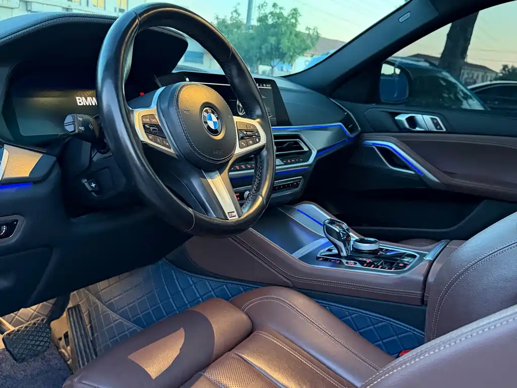 BMW X6 2022 — фото 17