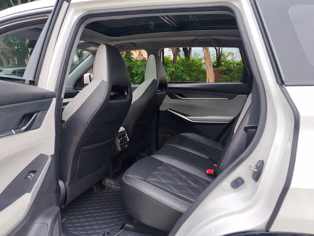 Changan CS75PLUS 2023 — фото 17