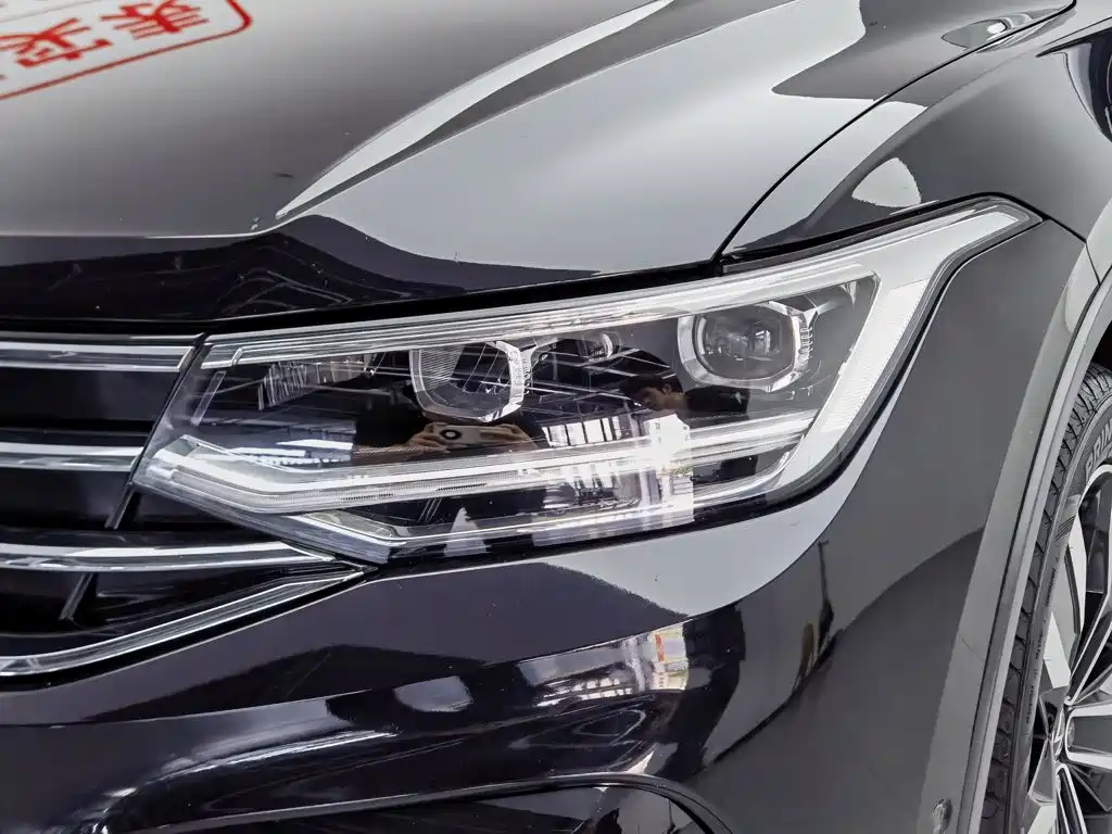 Volkswagen Tiguan L 2024