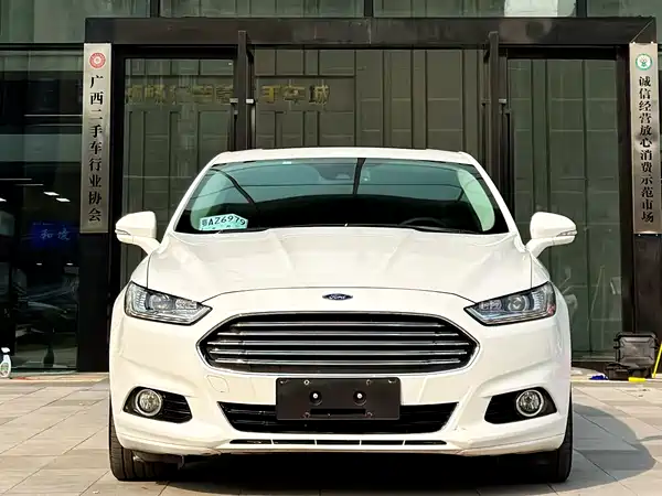 Ford Mondeo 2013