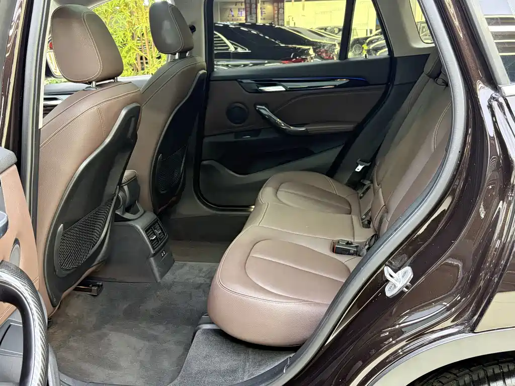 BMW X1 2020 — фото 13