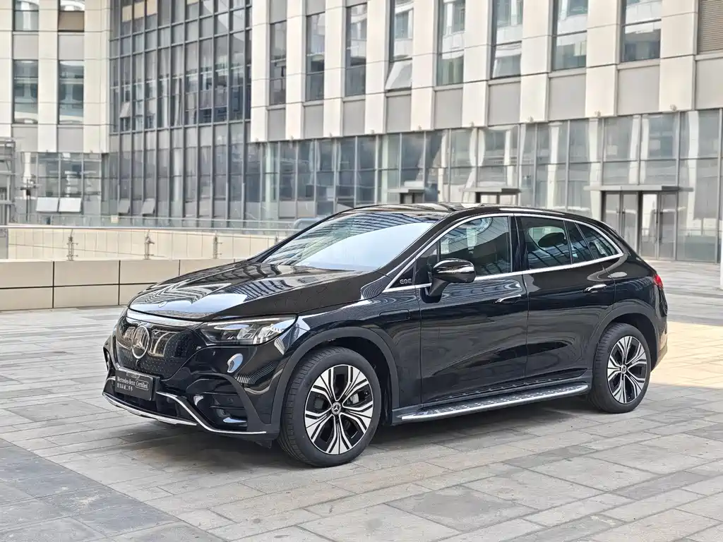 Mercedes-Benz EQE SUV 2025