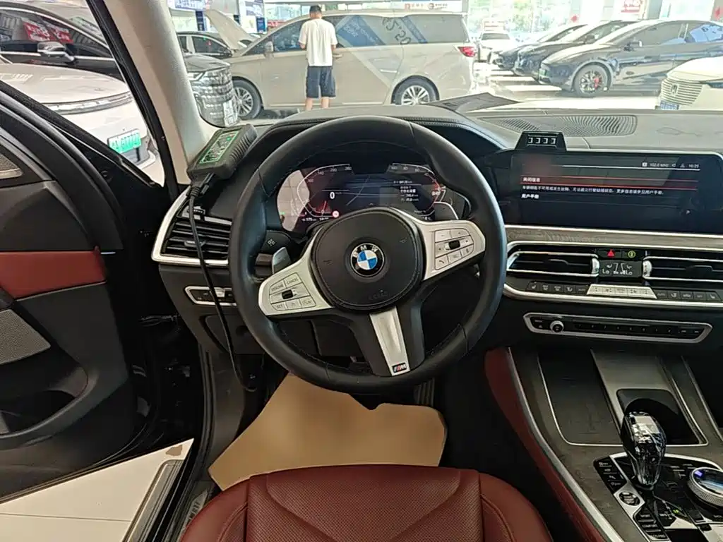 BMW X5 2023 — фото 11
