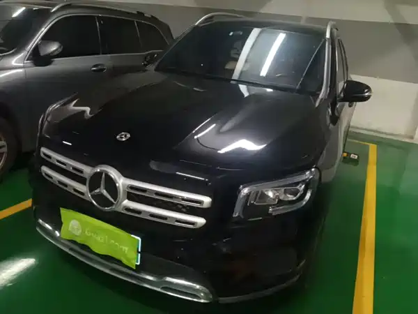 Mercedes-Benz GLB 2023