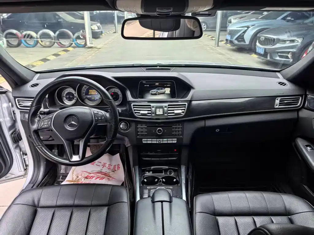 Mercedes-Benz E-Class 2015 — фото 9