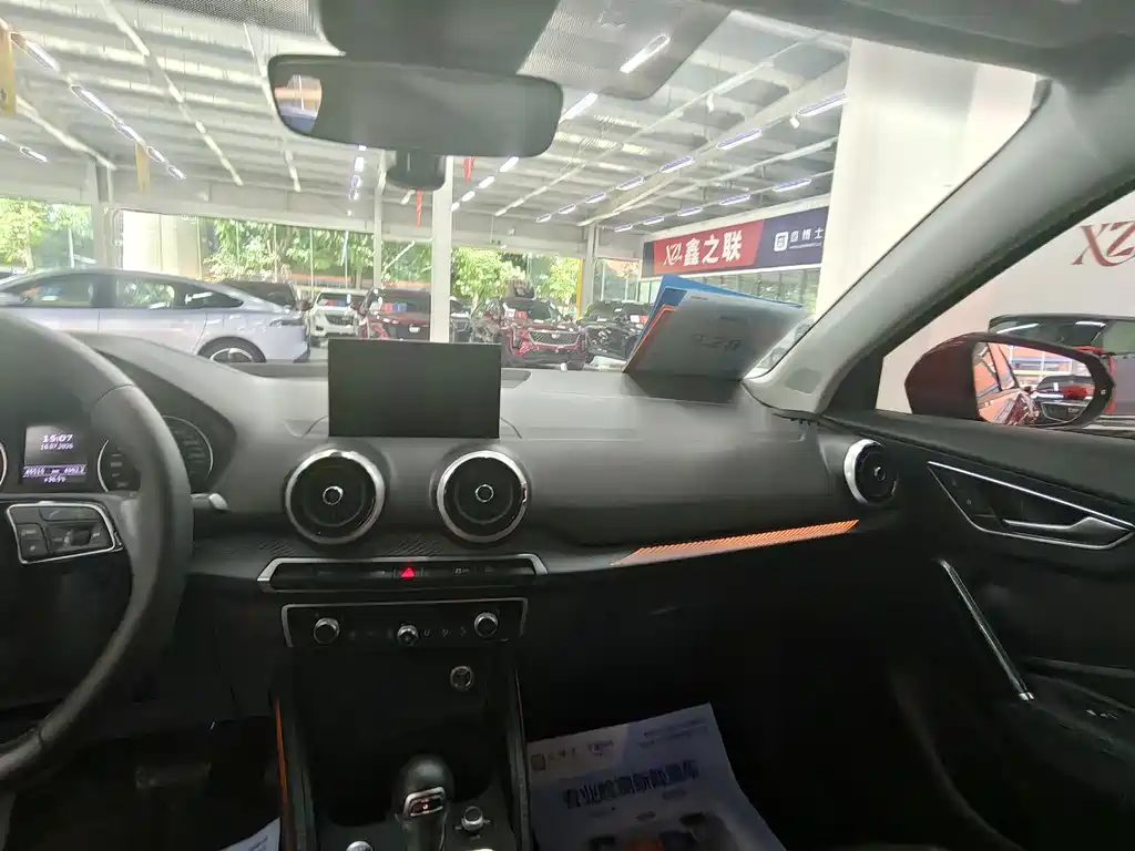 Audi Q2L 2022