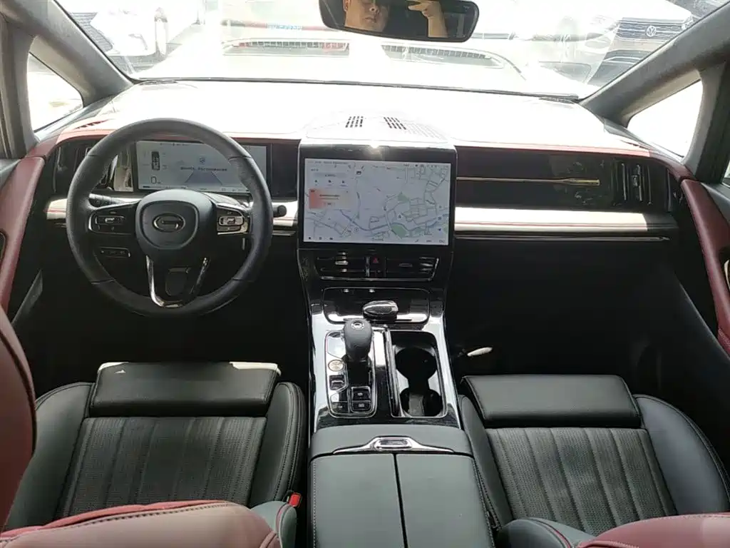 GAC Motor Trumpchi M8 2025 — фото 10
