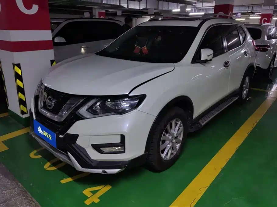 Nissan X-Trail 2017 — фото 1