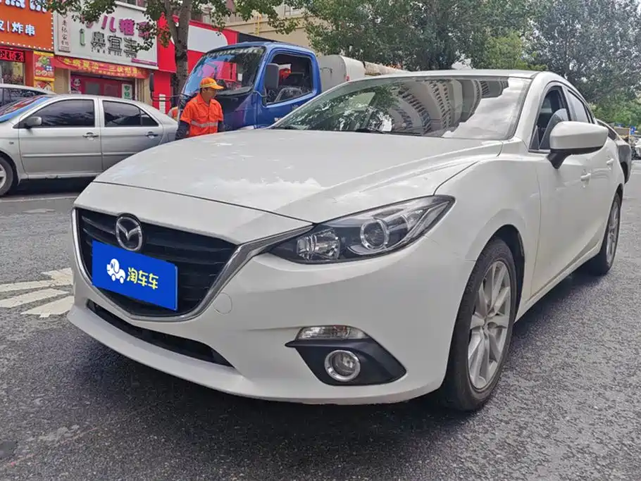 Mazda 3 Axela 2014 — фото 1