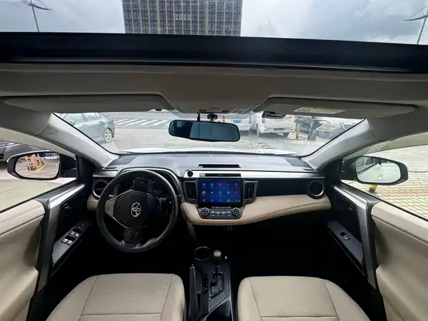 Toyota RAV4 2016