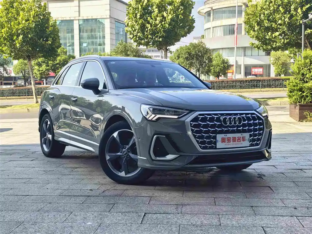 Audi Q3 2024 — фото 3