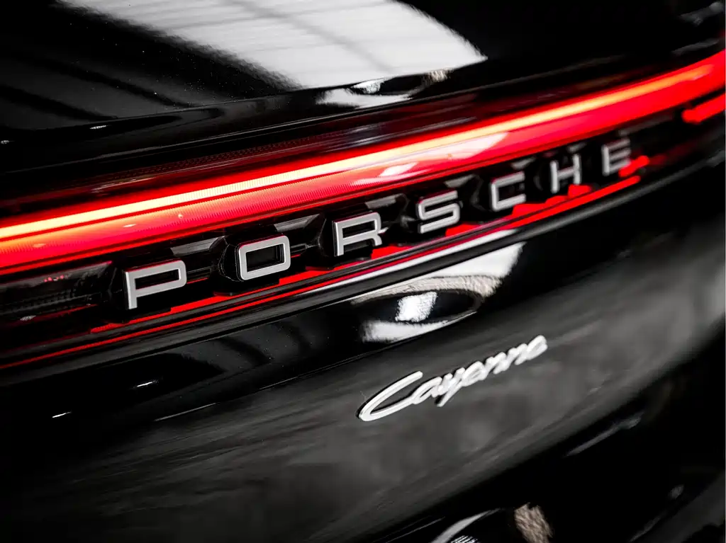 Porsche Cayenne 2023 — фото 7