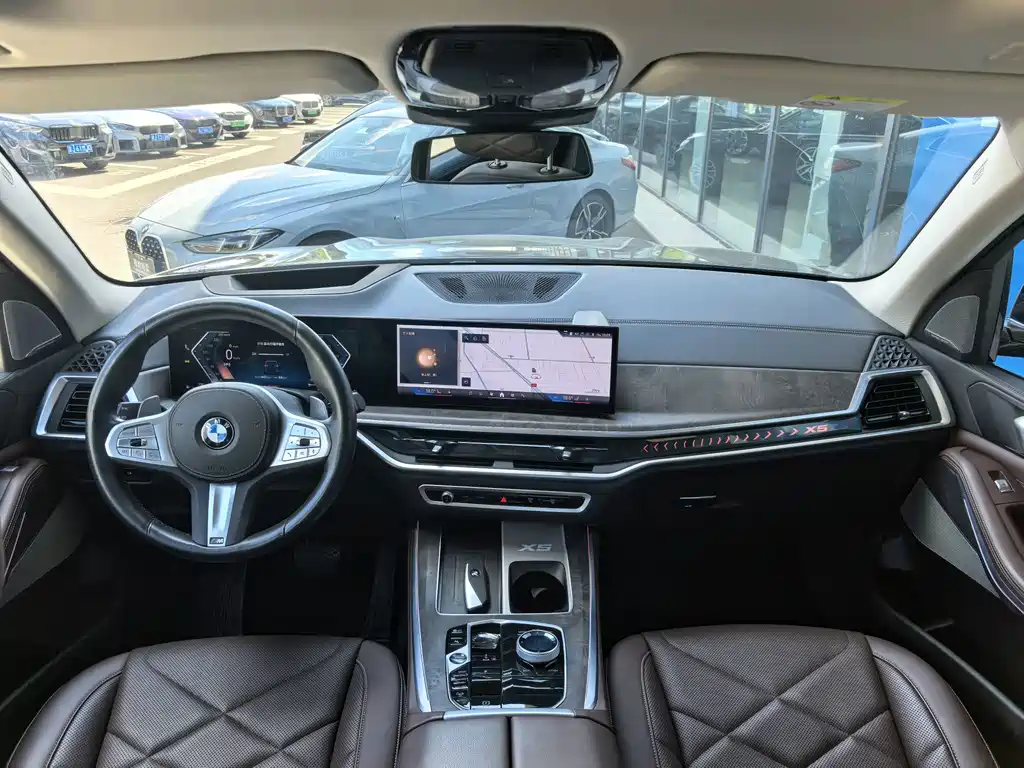 BMW X5 2025 — фото 11