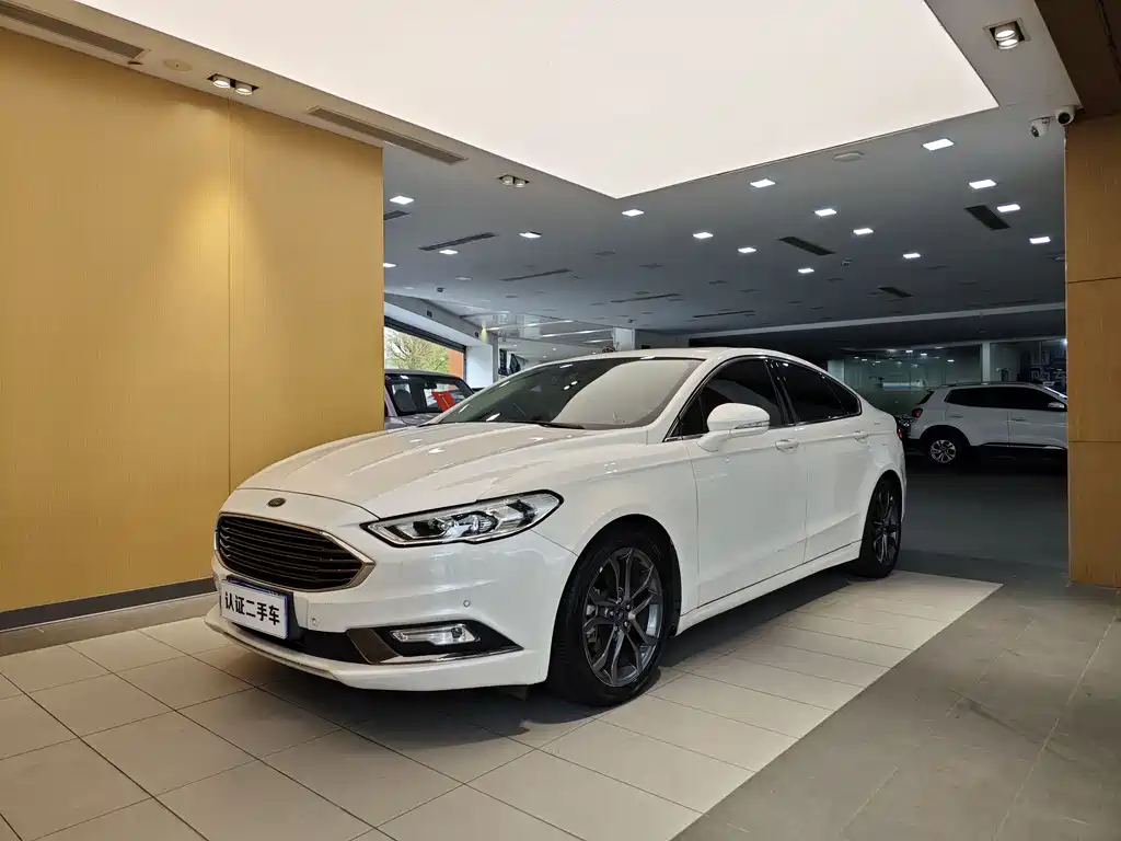 Ford Mondeo 2018 — фото 1
