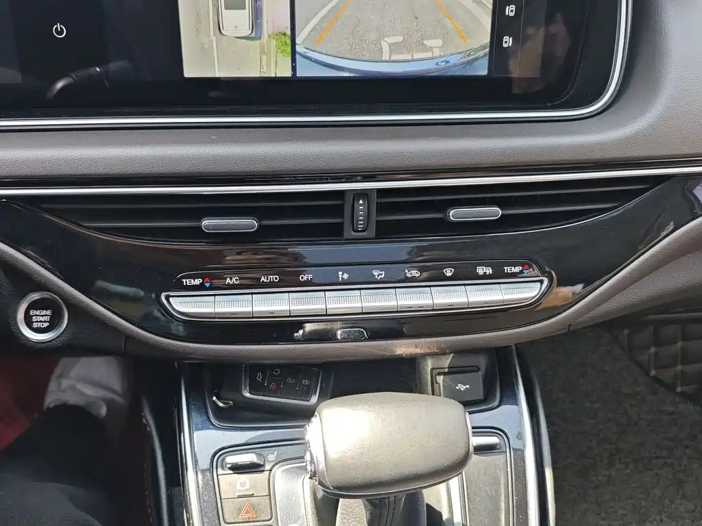 GAC Motor Trumpchi M6 2019 — фото 10