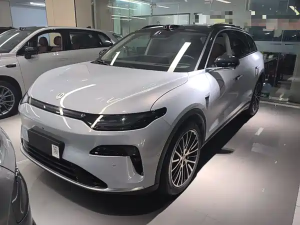 Leapmotor C11 2025