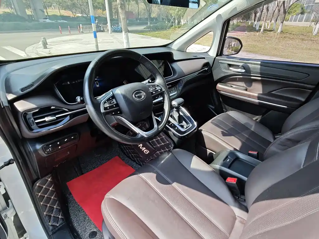 GAC Motor Trumpchi M6 2019 — фото 18