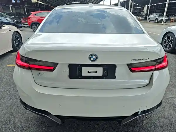 BMW i3 2023