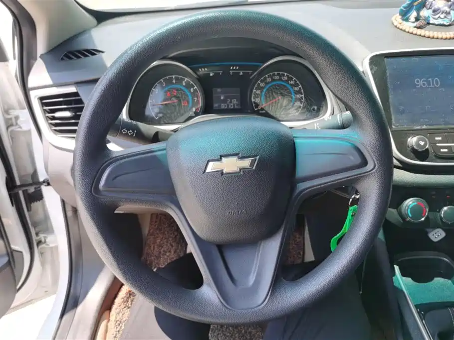 Chevrolet Cavalier 2018 — фото 15