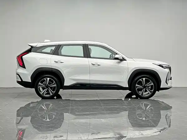 Geely Boyue L 2026