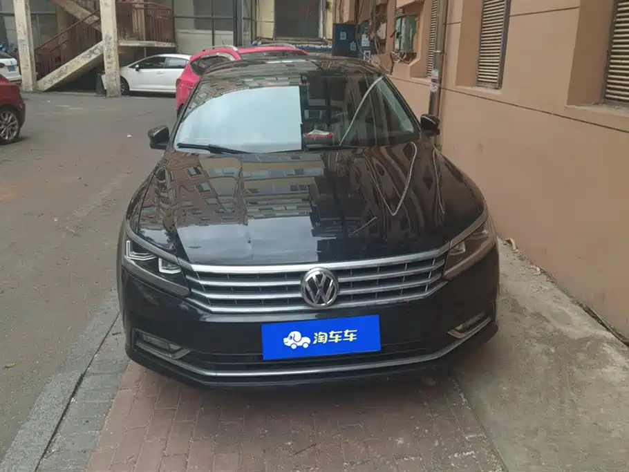 Volkswagen Passat 2018 — фото 2