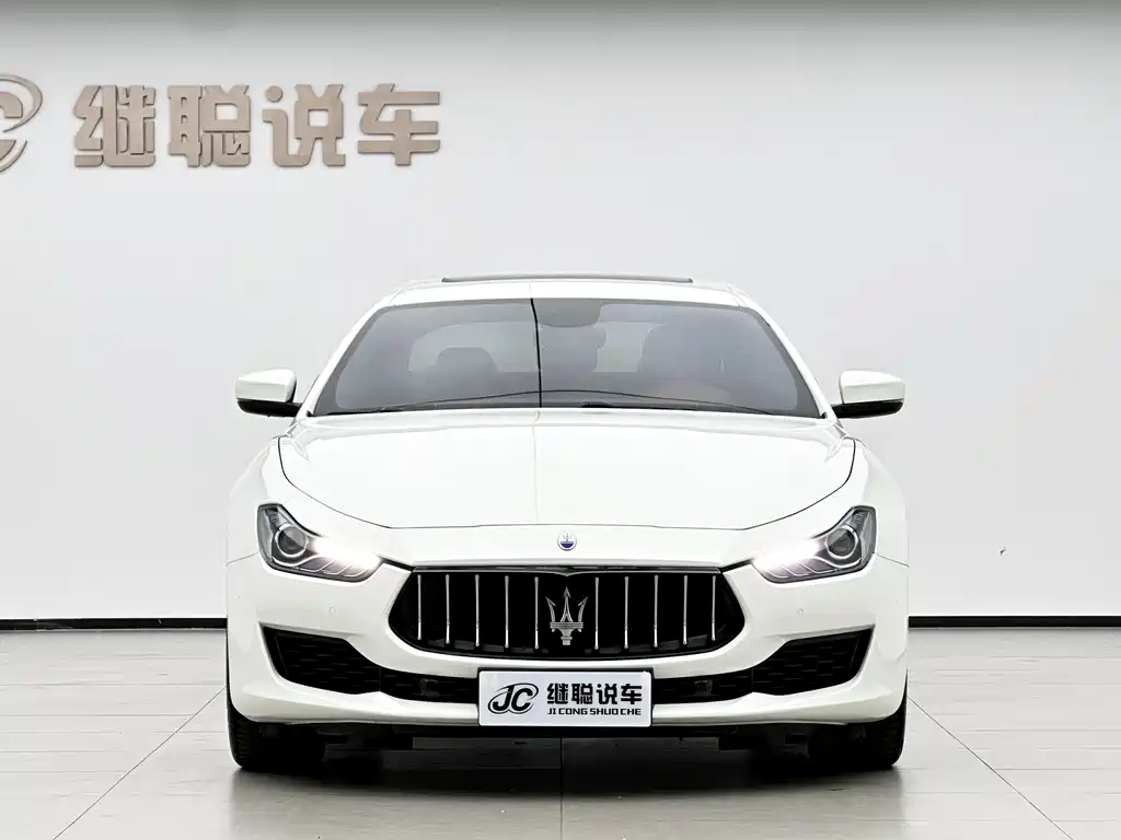 Maserati Ghibli 2019 — фото 12