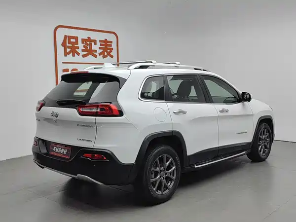 Jeep Cherokee 2021
