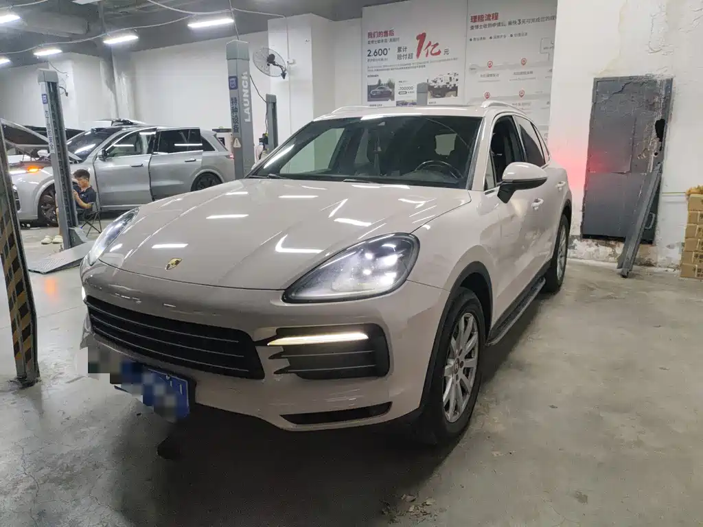 Porsche Cayenne 2019 — фото 3