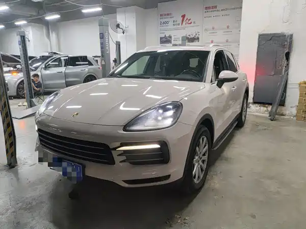 Porsche Cayenne 2019